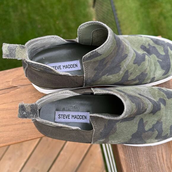 Steve Madden size 9 Shane Suede Leather Camo Wedge Sneakers Booties - Picture 10 of 11